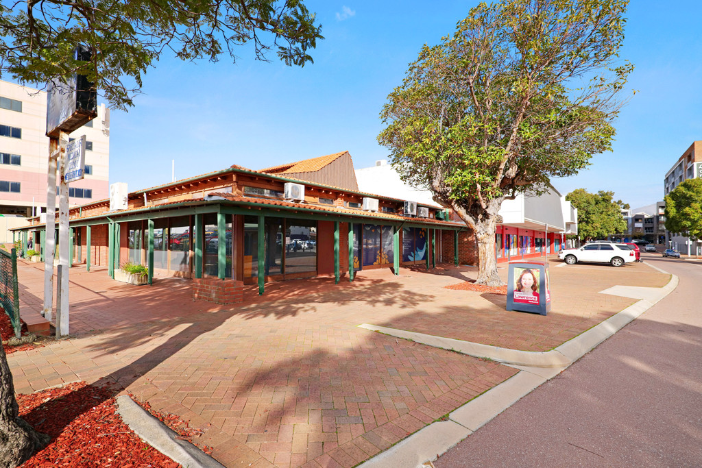 Commercial property for sale in Midland, Perth WA listed by Ross Scarfone, Perth’s commercial and real estate experts.
